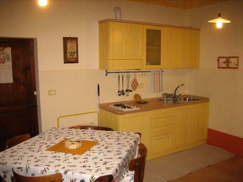 Bed & Breakfast Del Teatro Cagli Luaran gambar